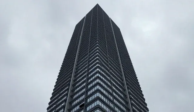物流效率提升中，集中配送与分散配送的取舍分析